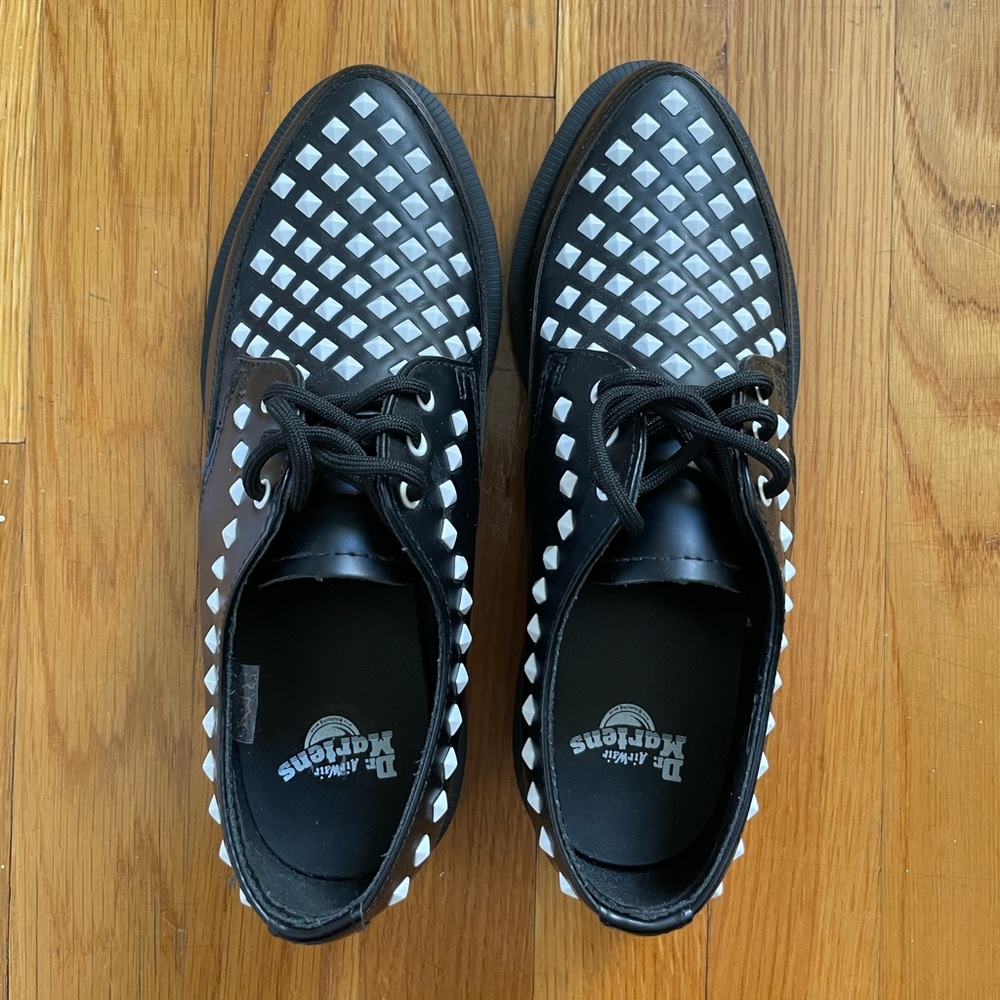 Dr. Martens new shoes W5, M4